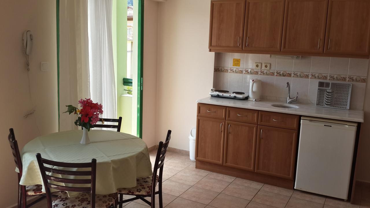 Avlu Apartments 1 İçmeler Oda fotoğraf